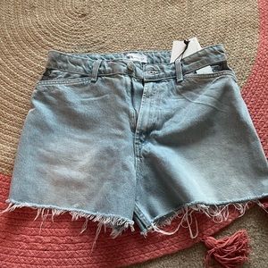 Zara hip cutout jean shorts